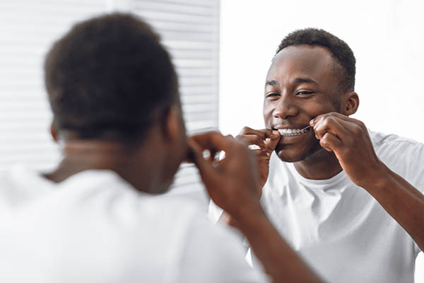 General Dentistry: The Do’s and Don’ts of Flossing from Metcalf Dental in Oak Brook, IL